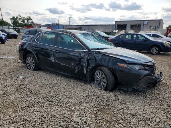 2020 TOYOTA CAMRY