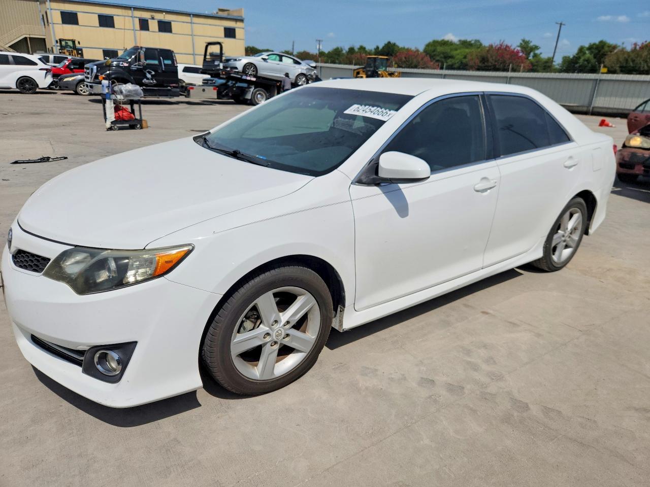 2012 TOYOTA CAMRY — Front 3/4