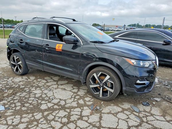 2022 NISSAN ROGUE SPORT SL