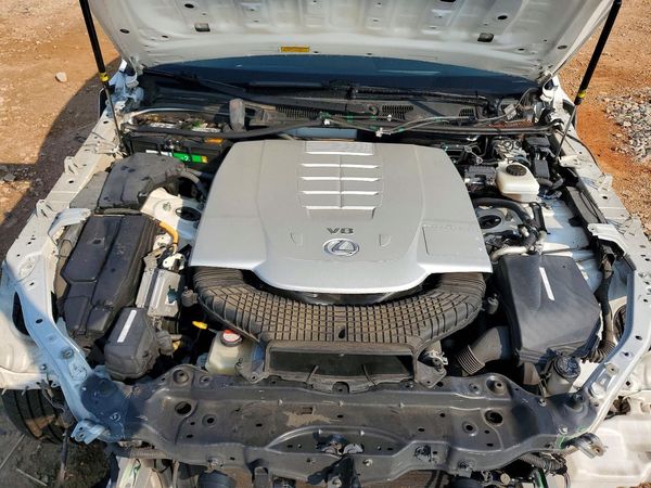 2014 LEXUS LS 460