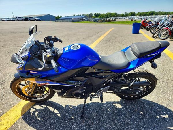 2022 SUZUKI GSX250