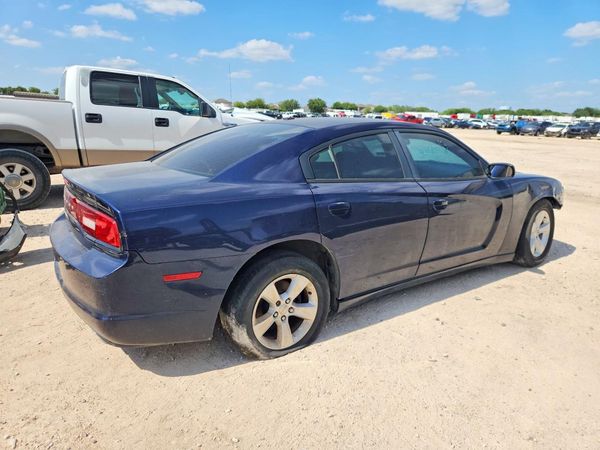 2014 DODGE CHARGER SE RWD