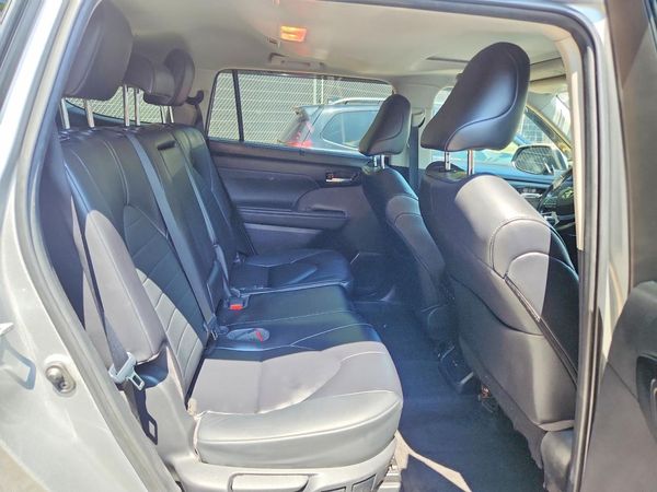2023 TOYOTA HIGHLANDER