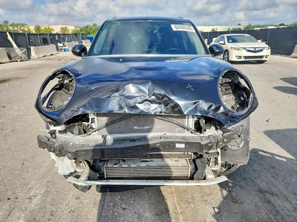 2018 MINI COOPER