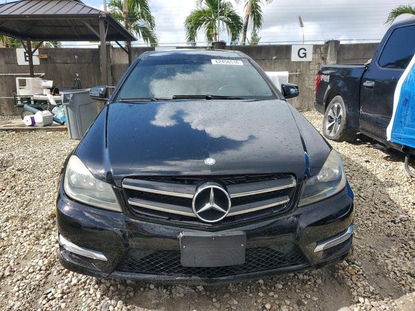 2013 MERCEDES-BENZ C C250