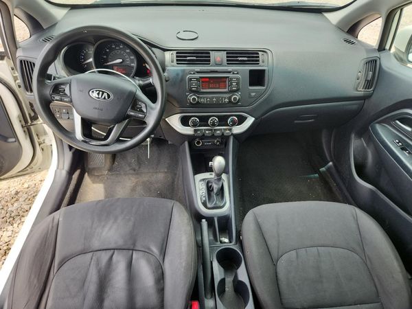 2014 KIA RIO 1.6 AT LX STD/Power