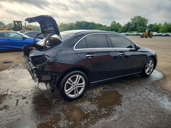 2020 MERCEDES-BENZ A A220