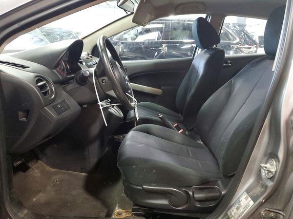 2014 MAZDA MAZDA2 Sport/GX