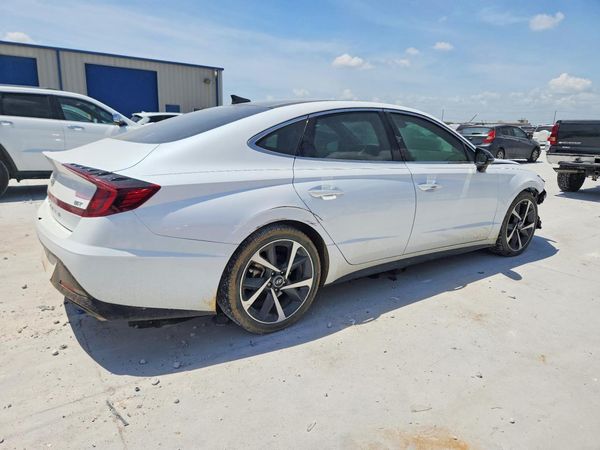 2021 HYUNDAI SONATA