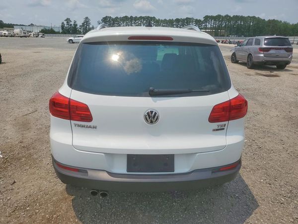 2017 VOLKSWAGEN TIGUAN Wolfsburg 4Motion