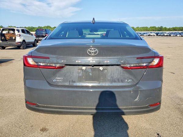 2025 TOYOTA CAMRY