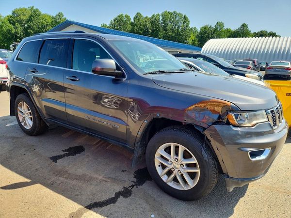 2017 JEEP CHEROKEE Laredo — Passenger 3/4