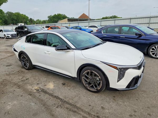 2026 KIA K4