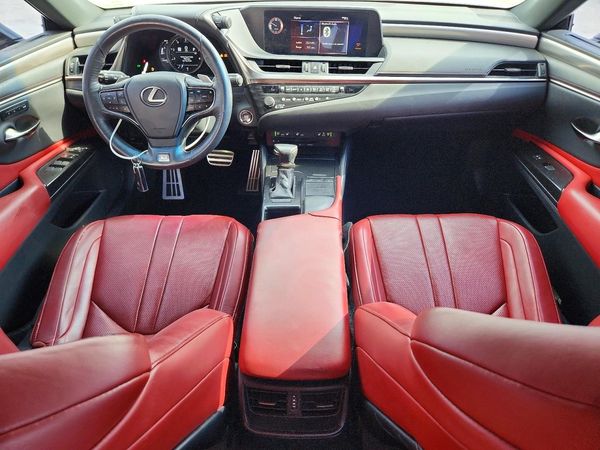 2019 LEXUS ES