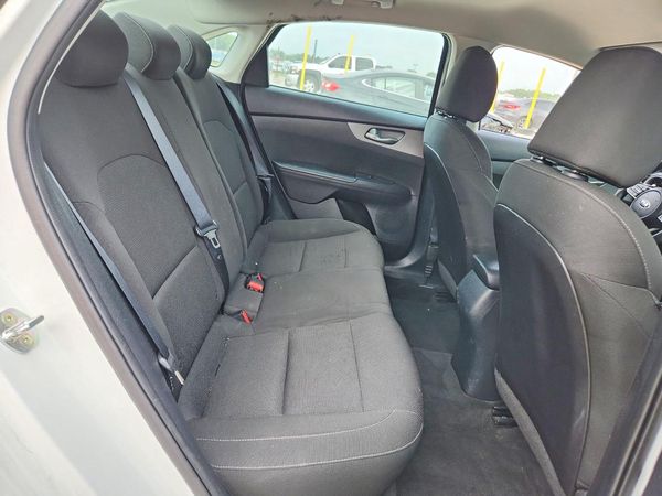 2021 KIA FORTE FE, LXS