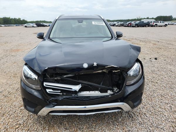 2016 MERCEDES-BENZ GLC