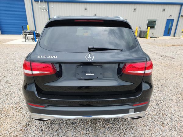 2016 MERCEDES-BENZ GLC