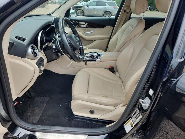 2016 MERCEDES-BENZ GLC