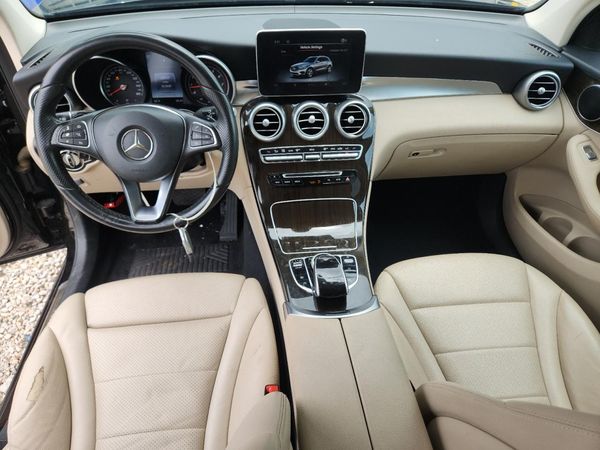 2016 MERCEDES-BENZ GLC