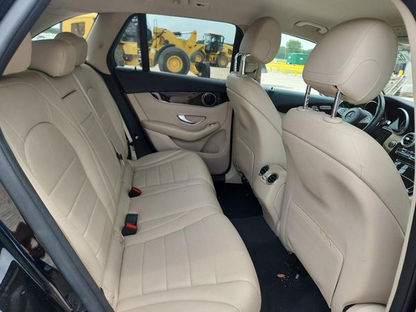 2016 MERCEDES-BENZ GLC