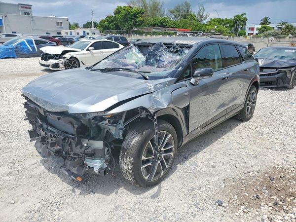 2025 CADILLAC OPTIQ Sport 1