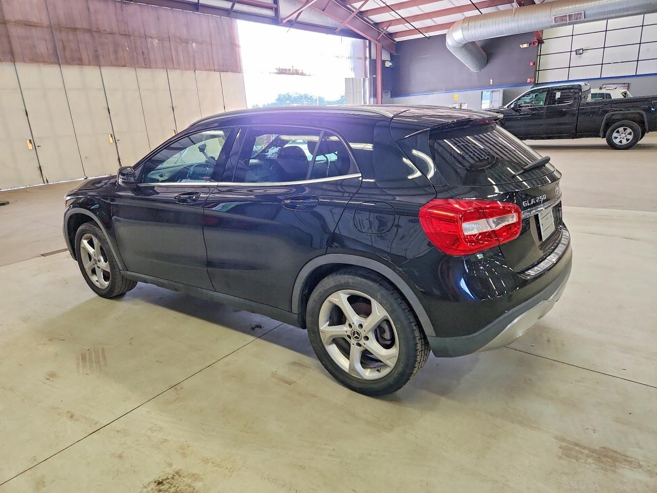 2020 MERCEDES-BENZ GLA GLA250