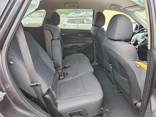 2019 KIA SORENTO L, LX, S