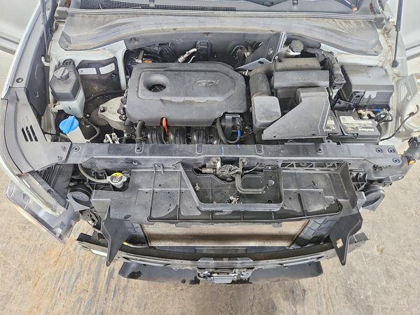 2019 HYUNDAI SANTA FE SE