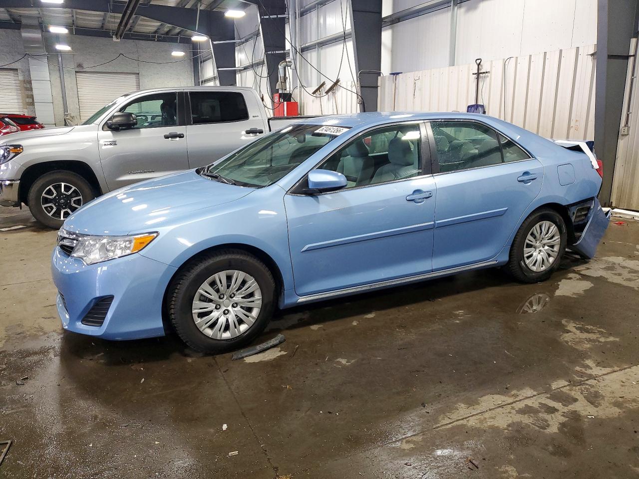 2013 TOYOTA CAMRY