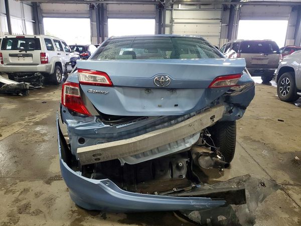 2013 TOYOTA CAMRY