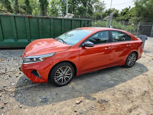 2022 KIA FORTE GT Line