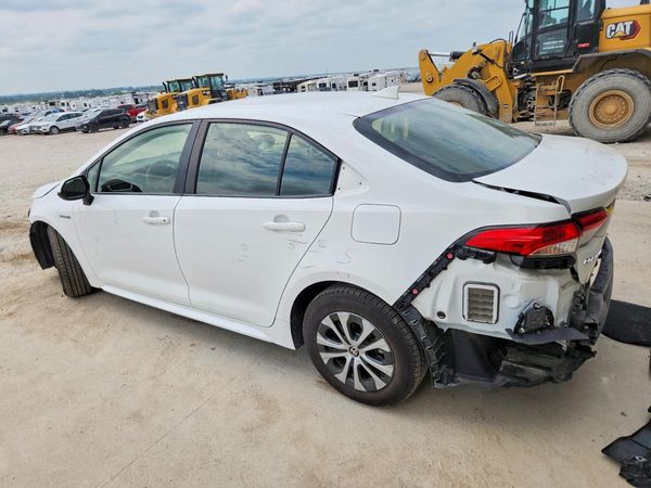 2021 TOYOTA COROLLA LE