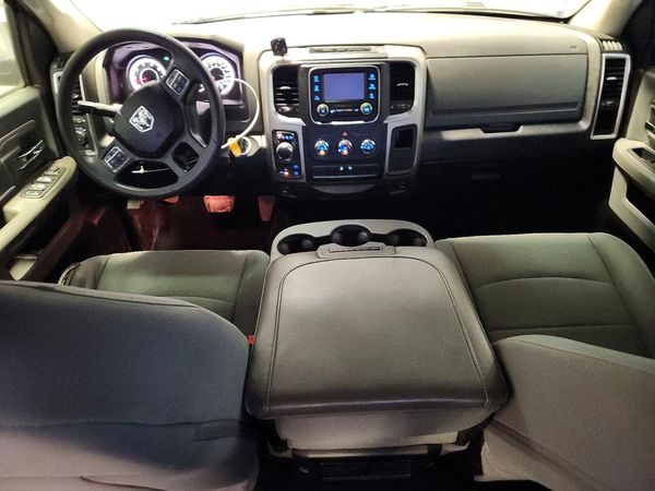 2019 RAM 1500 CLASSIC SLT