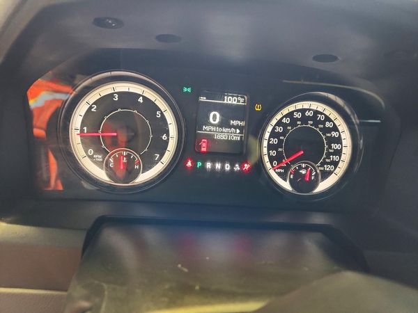 2019 RAM 1500 CLASSIC SLT