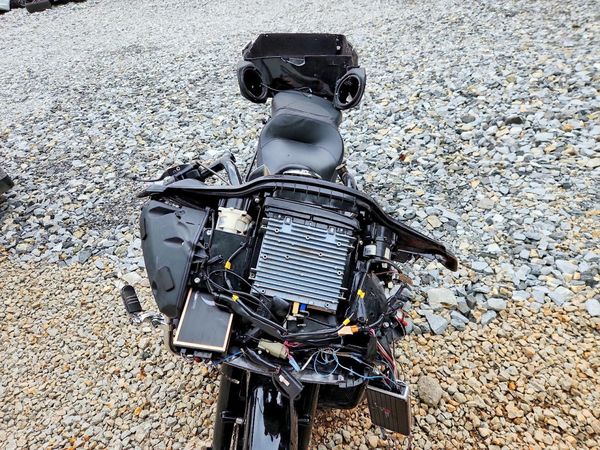 2016 HARLEY-DAVIDSON FL