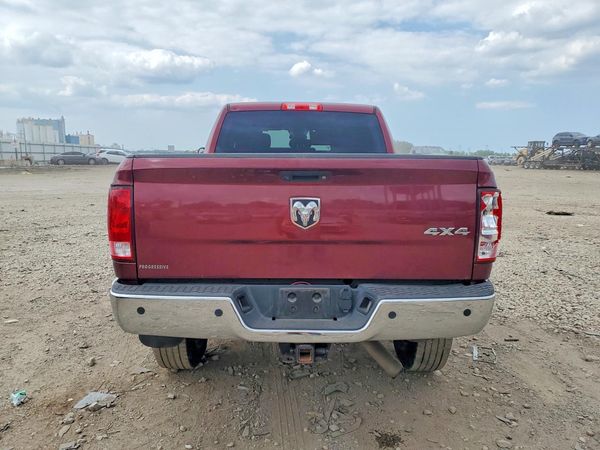 2017 RAM 2500 ST CREW CAB 4X4