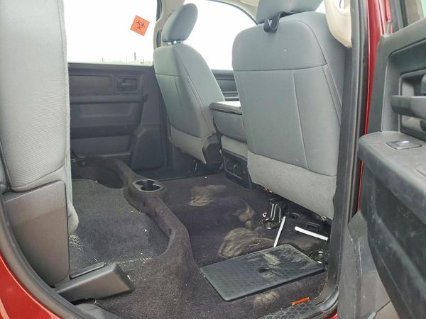 2017 RAM 2500 ST CREW CAB 4X4