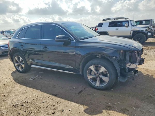 2023 AUDI Q5 quattro Premium Plus