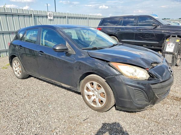 2013 MAZDA 3 Sport/GX