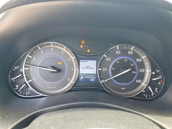 2016 INFINITI QX80
