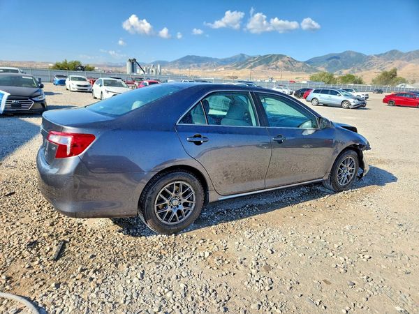 2013 TOYOTA CAMRY