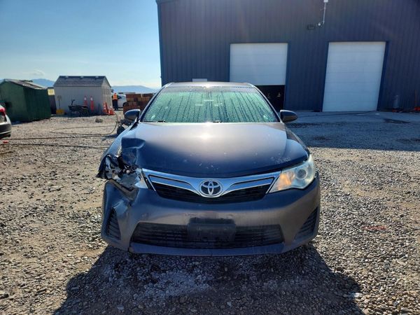 2013 TOYOTA CAMRY