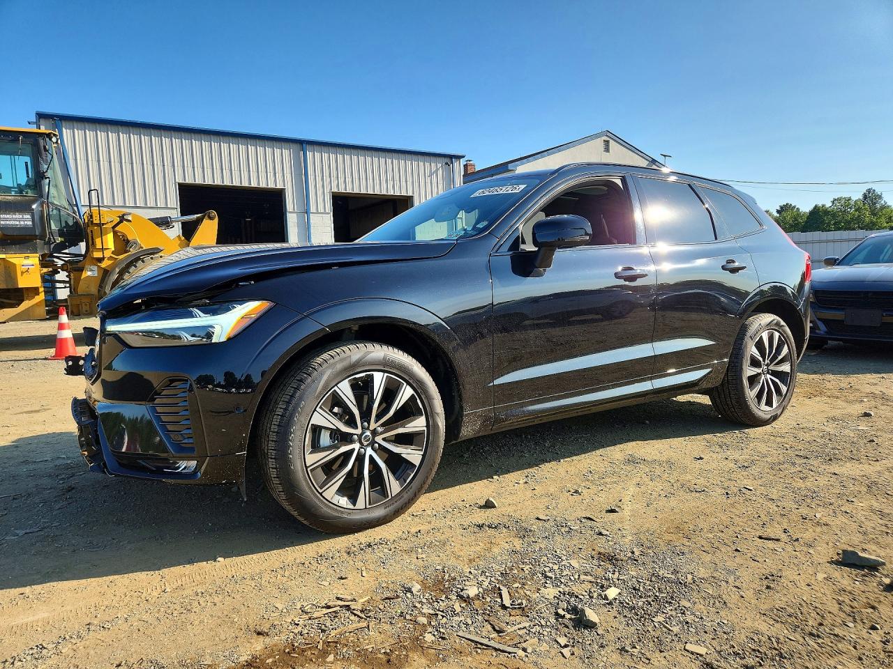 2025 VOLVO XC60 Plus Dark