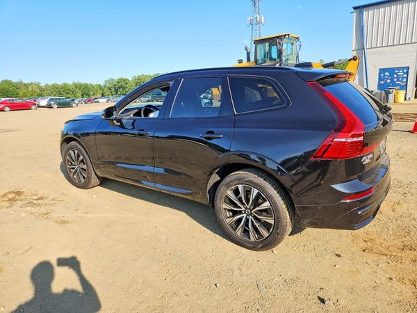 2025 VOLVO XC60 Plus Dark