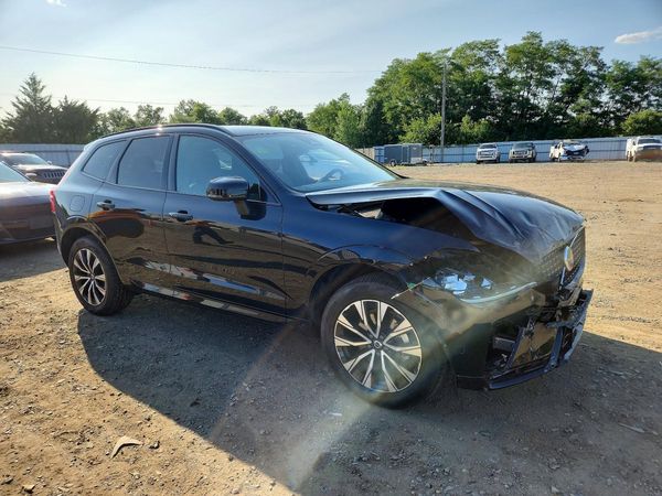 2025 VOLVO XC60 Plus Dark