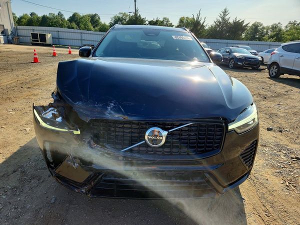 2025 VOLVO XC60 Plus Dark
