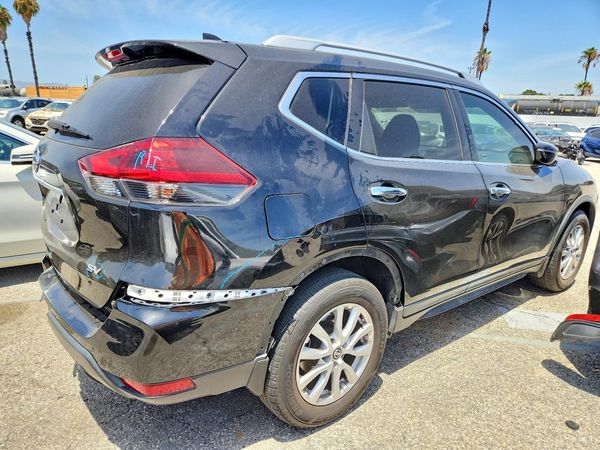 2018 NISSAN ROGUE