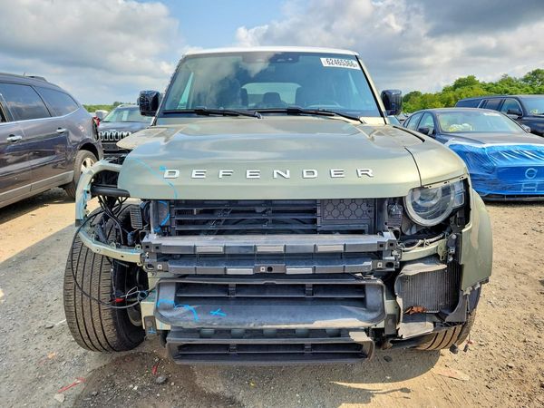 2022 LAND ROVER DEFENDER 110 SE