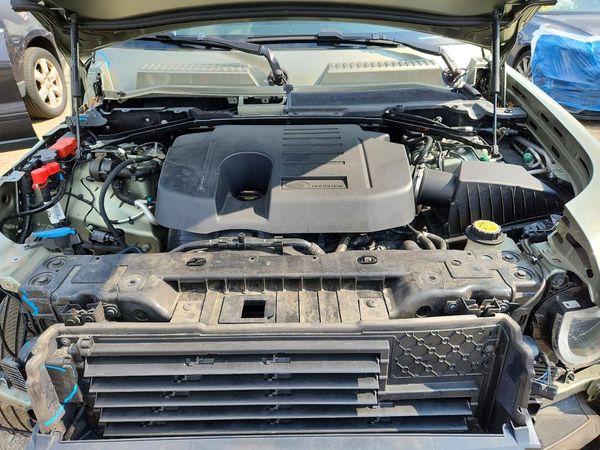2022 LAND ROVER DEFENDER 110 SE