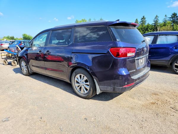 2018 KIA SEDONA LX